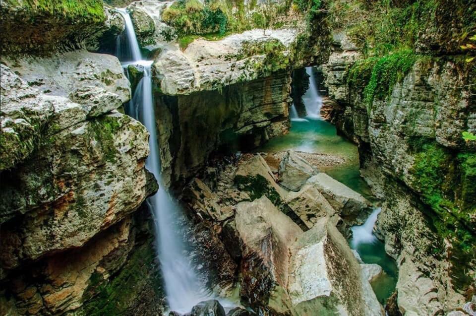 Appartamento Chika Kutaisi Esterno foto